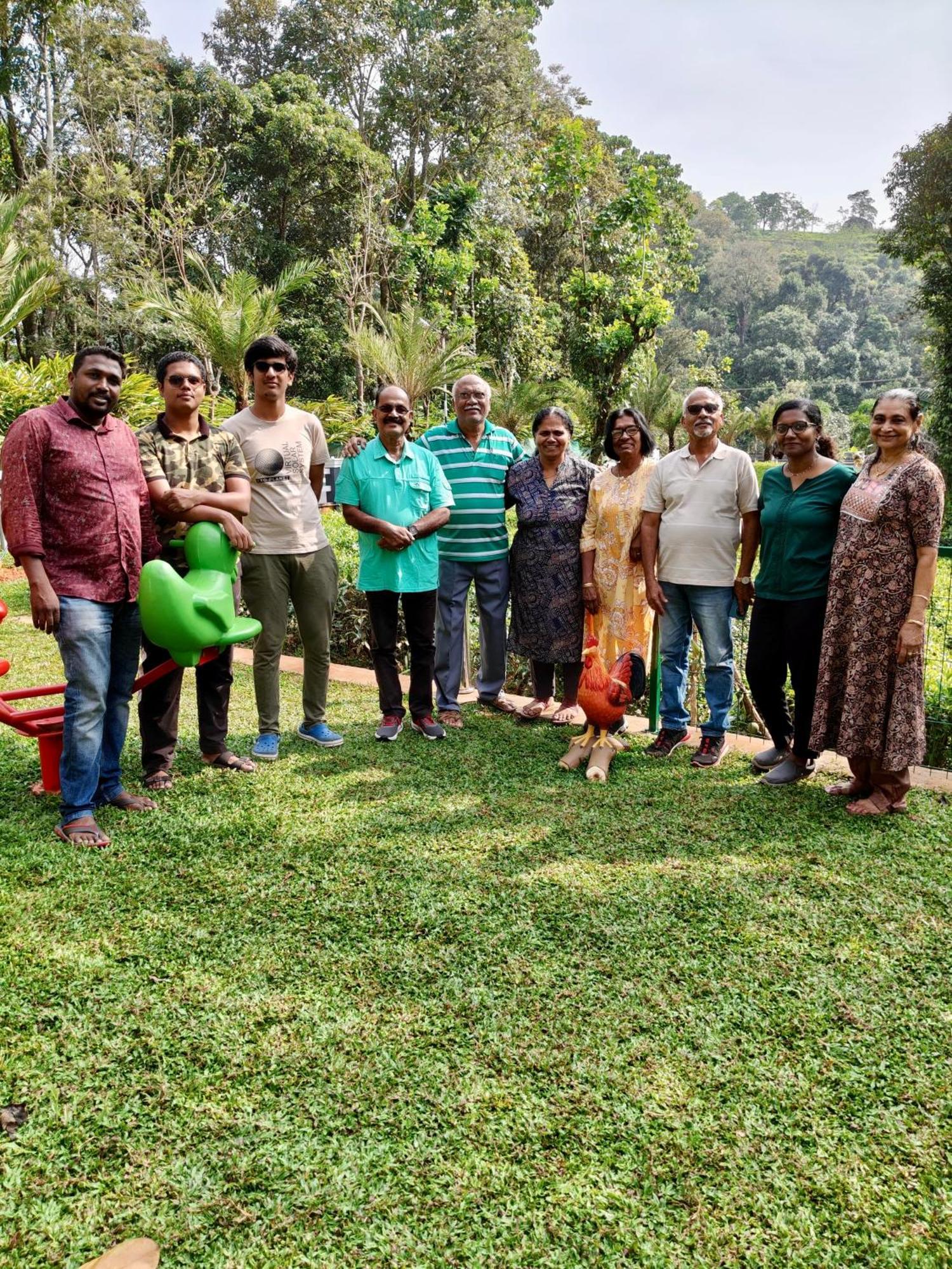Arabian Holiday Resort With Swimming Pool In Idukki Calvary Mount Luaran gambar